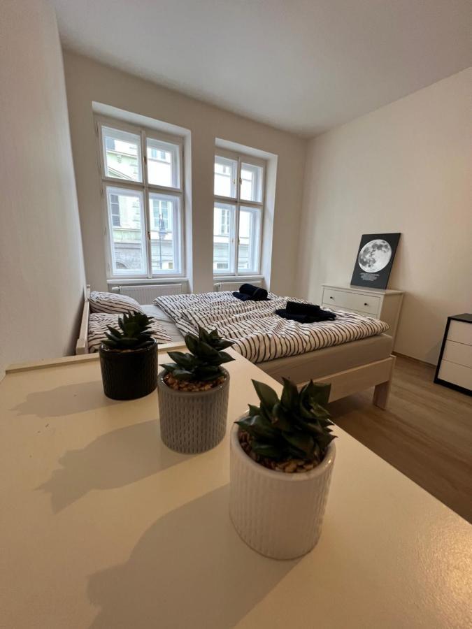 Apartmany Soukenicka Praha Bagian luar foto